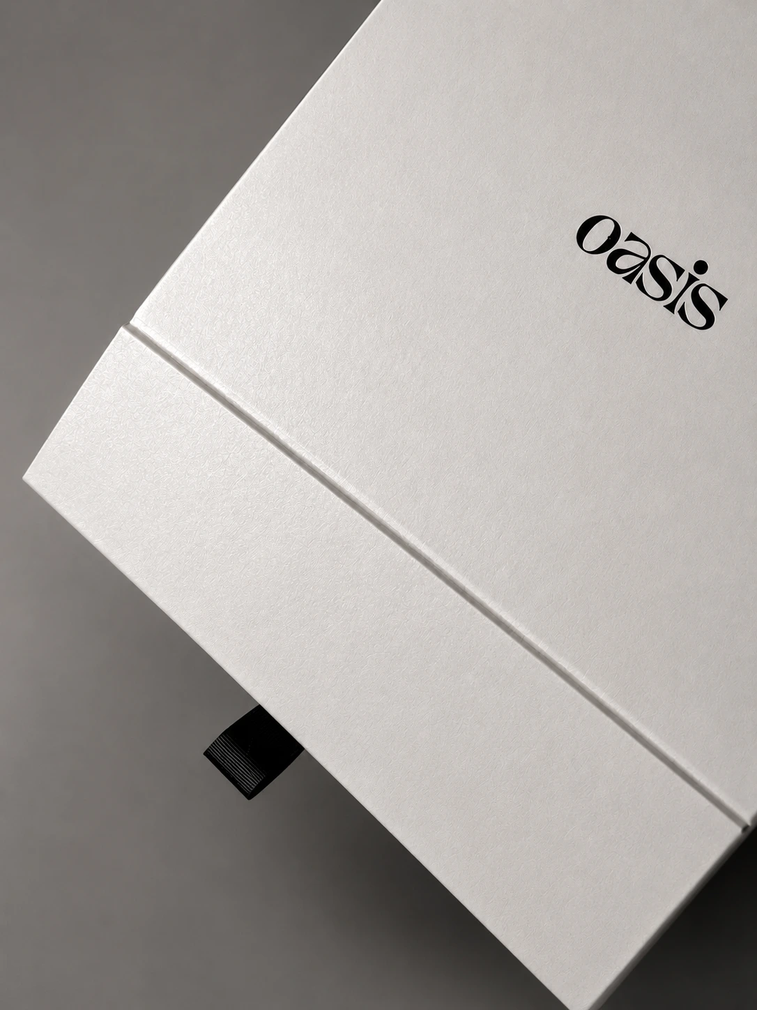 Custom magnetic flap rigid box with printed branding